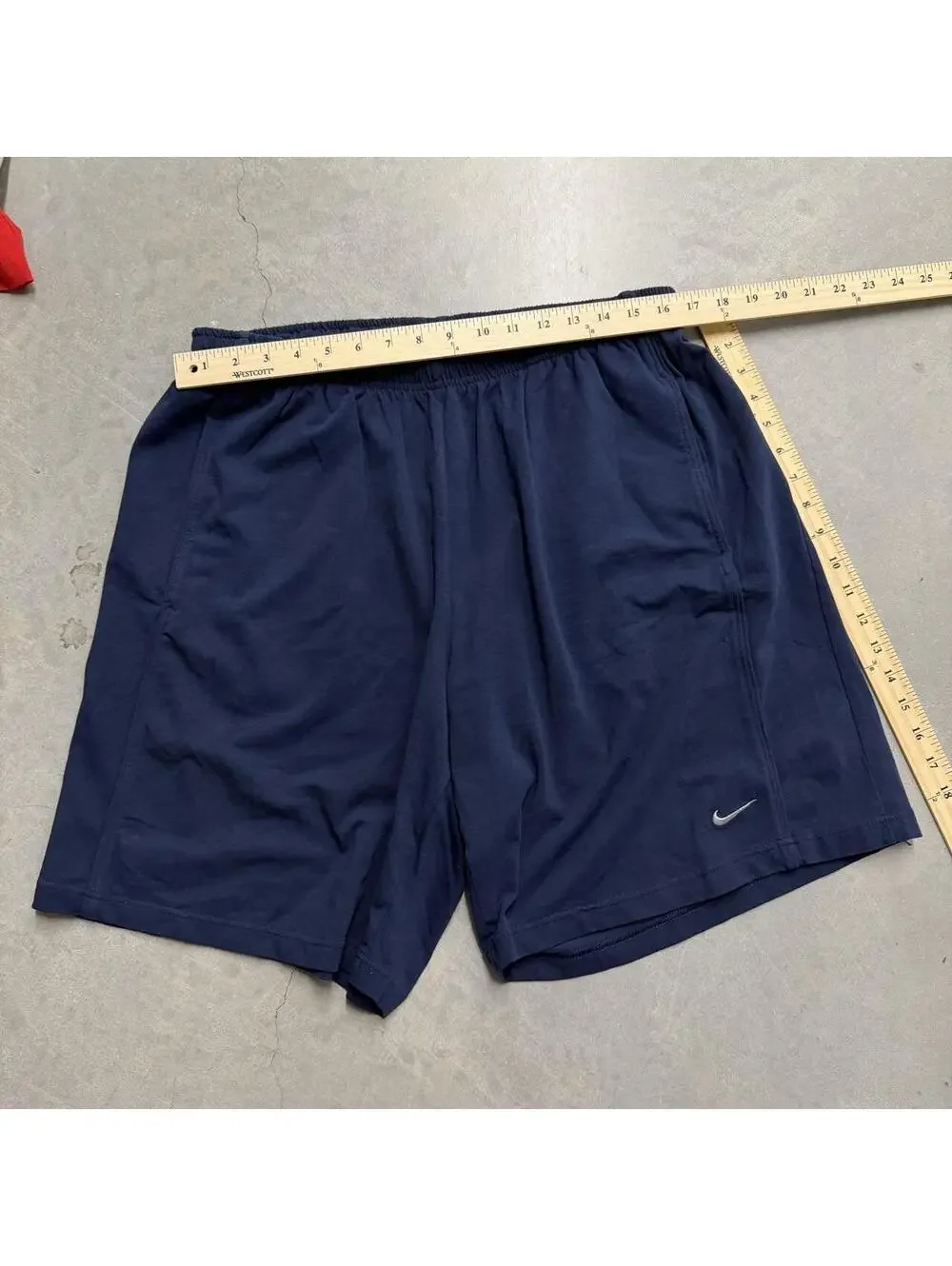Y2K Men's Nike Grey Tag Navy Athletic Sweatshorts Sized XXL